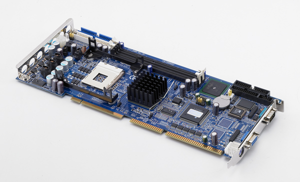 Intel<sup>®</sup> Celeron<sup>®</sup> 650MHz ULV Full-size Single Board Computer with VGA/ Single FE LAN/ PCI/ HISA,RoHS