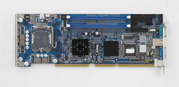 Intel<sup>®</sup> Celeron<sup>®</sup> 650MHz ULV Full-size Single Board Computer with VGA/ Single FE LAN/ PCI/ HISA,RoHS