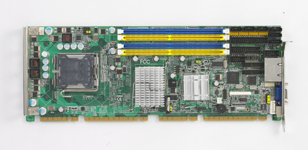 LGA 775 인텔<sup>®</sup> 코어™ 2 쿼드 풀 사이즈 싱글보드 컴퓨터 (+ PCIe/ VGA/ 싱글 기가비트 LAN, RoHS 인증)
